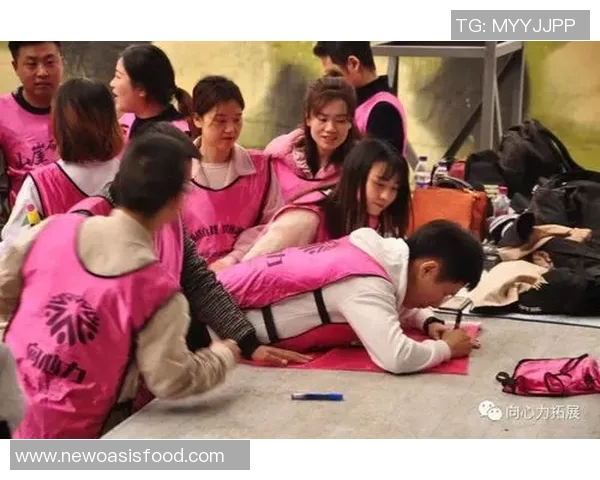 清水鼓与大阪樱的激烈对决展现足球魅力与团队精神